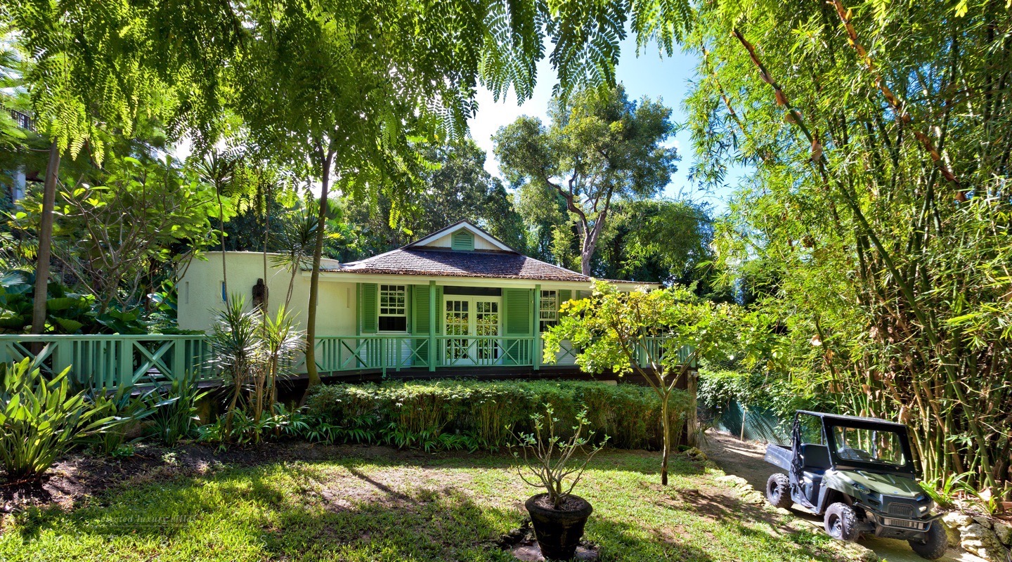 Fustic House, Fustic Village with Hammerton Barbados