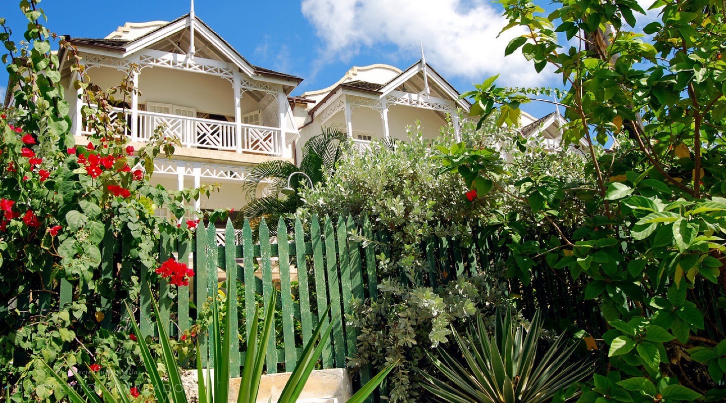 Mahogany Bay Fathom's End, Lower Paynes Bay with Hammerton Barbados